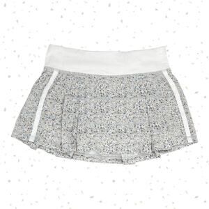 Lululemon Pace Rival Skirt Petite Fleur Silver Spoon White Tennis Golf Skort 4